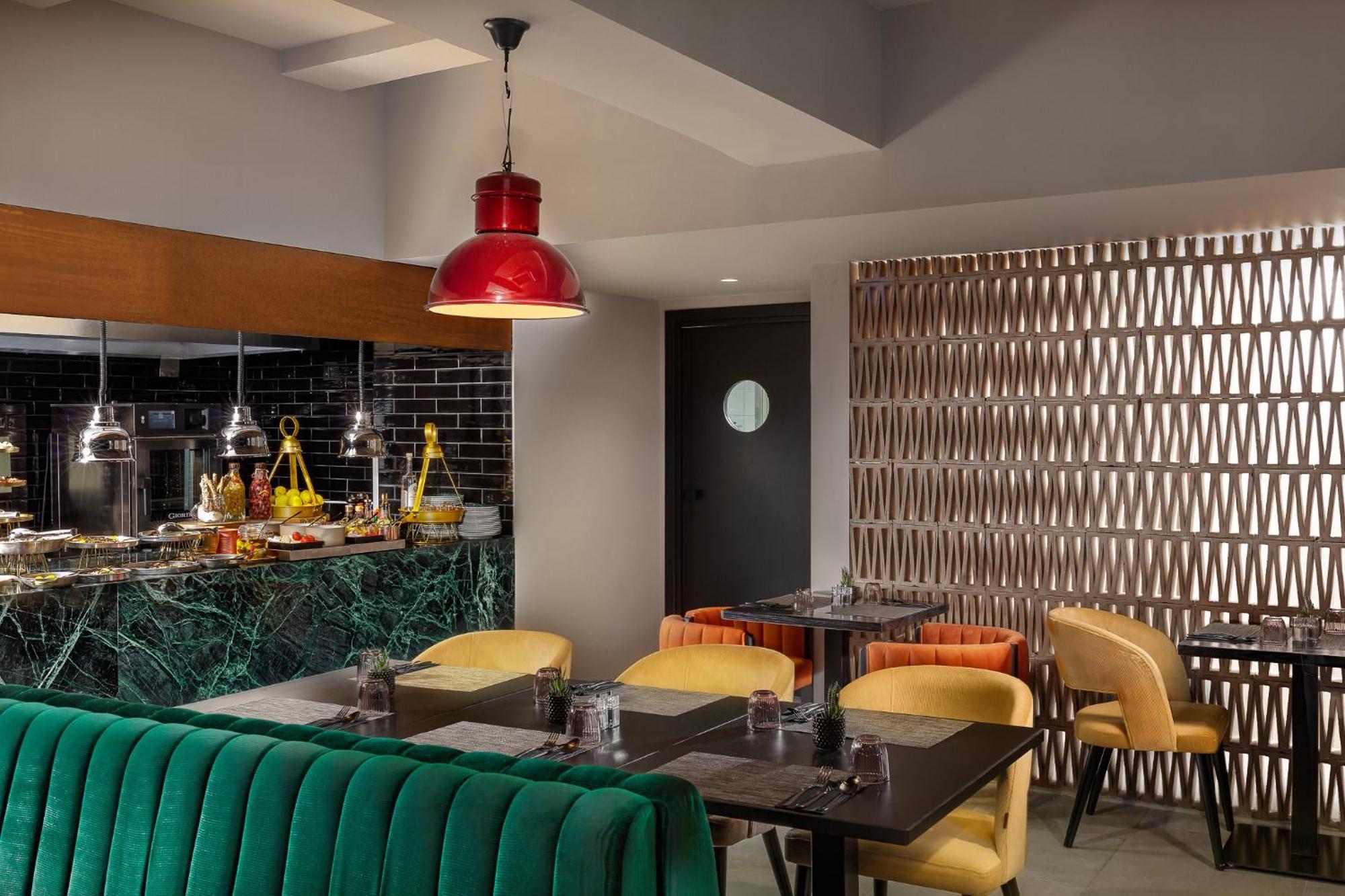 Anise, Aluma Hotels & Resorts Athens Exterior photo